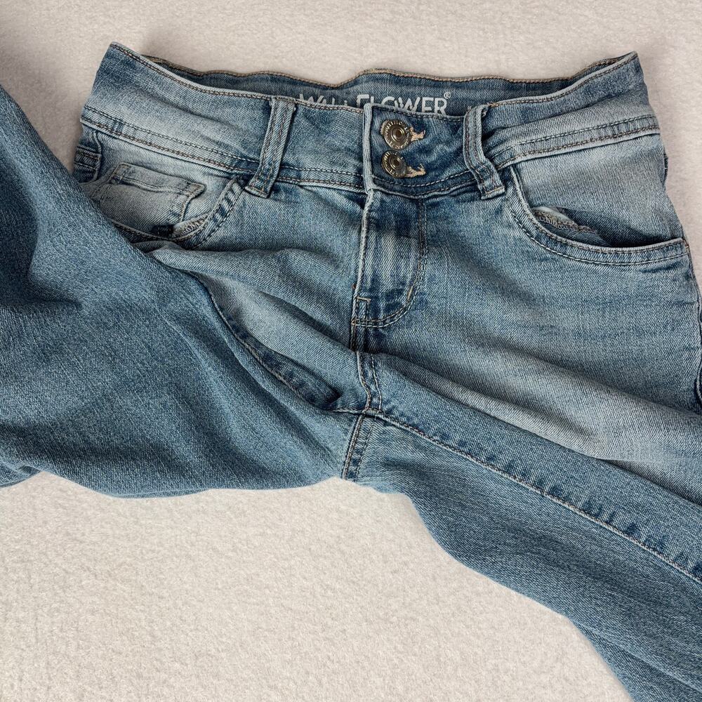 Wallflower Flirty Curvy Bootcut Jeans Juniors 1 Light Wash Casual Western Y2K - Picture 11 of 12